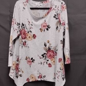 Green Envelope Floral Long Sleeve Top - Gray and Red